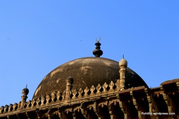 he most beautiful feature is the dome of this building which is highly proportionate